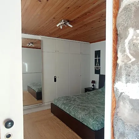 Apartment Kanela B-side *