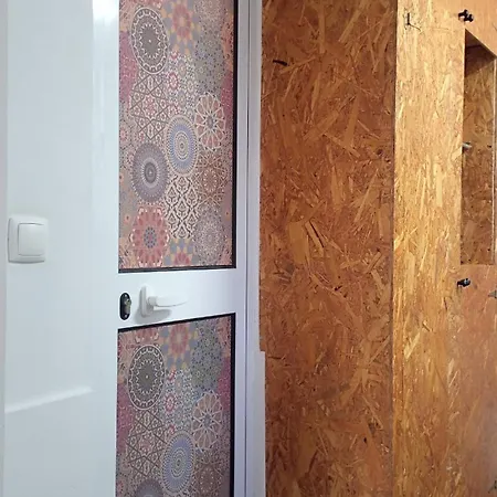 Kanela B-side Machico (Madeira)