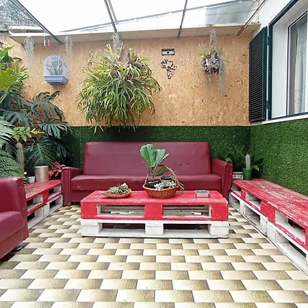 Apartment Kanela B-side *