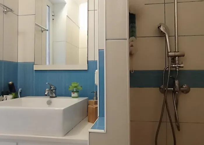 Kanela B-side Machico (Madeira)