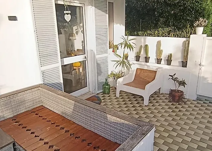 Kanela B-side Lägenhet *